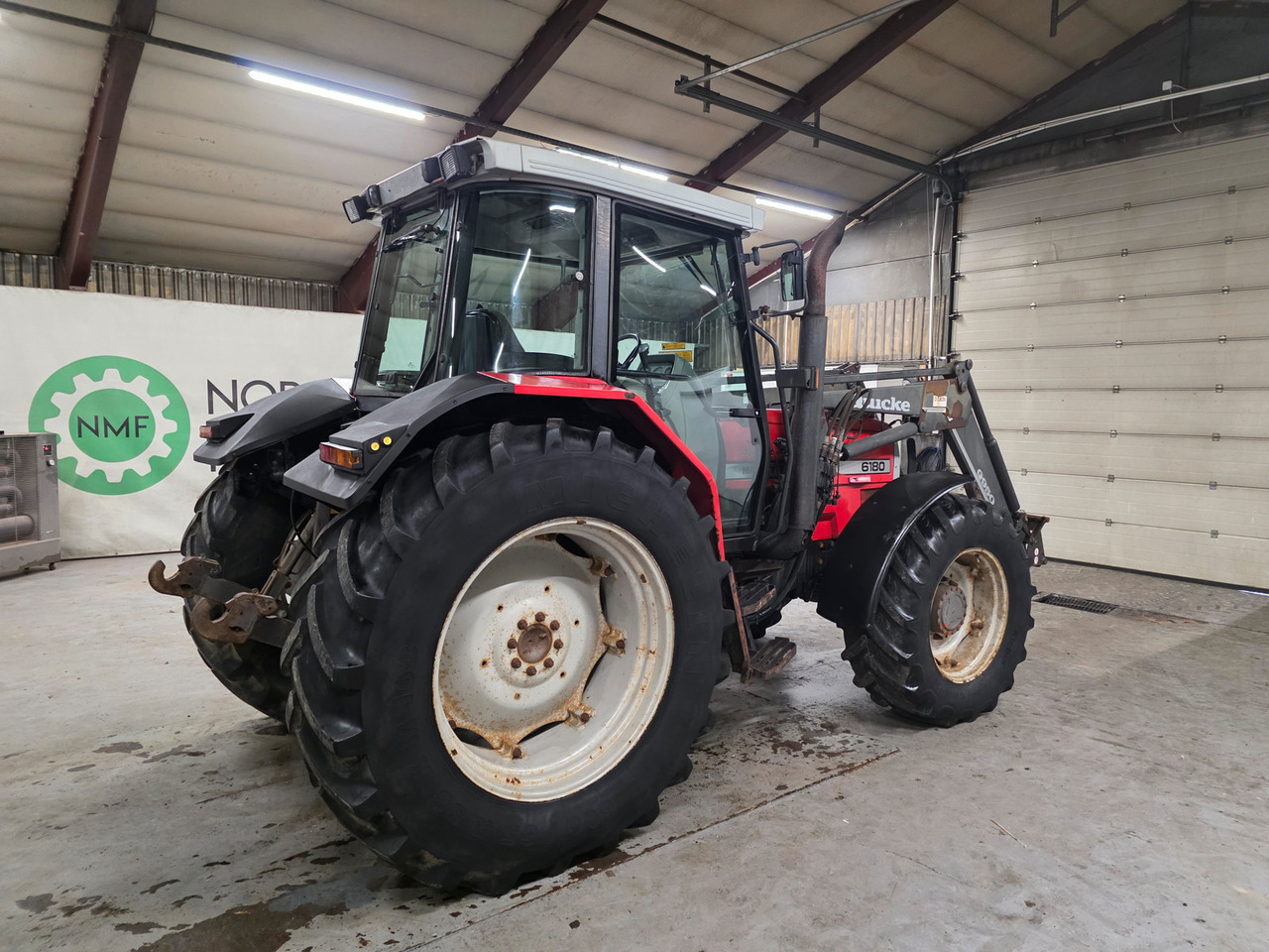 Massey Ferguson 6180 - Farm tractor: picture 5 Massey Ferguson 6180 - Farm tractor: picture 5