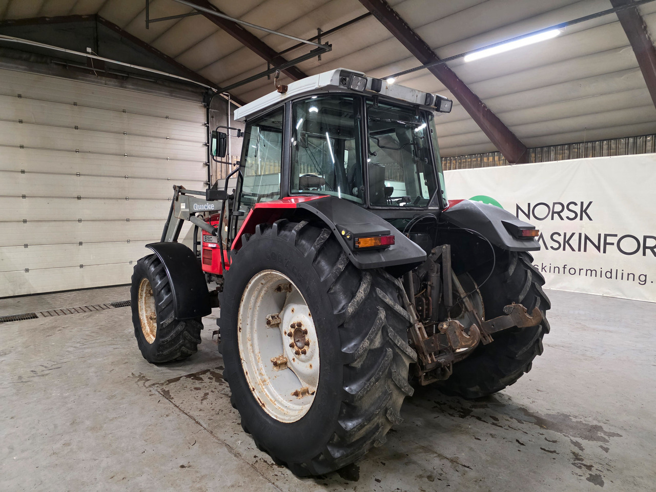 Massey Ferguson 6180 - Farm tractor: picture 3 Massey Ferguson 6180 - Farm tractor: picture 3