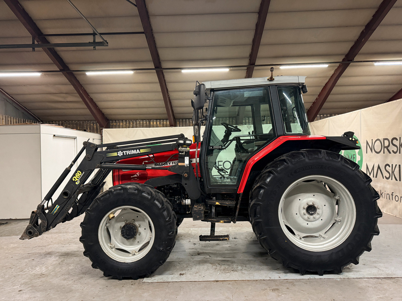 Massey Ferguson 6265 - Farm tractor: picture 2 Massey Ferguson 6265 - Farm tractor: picture 2