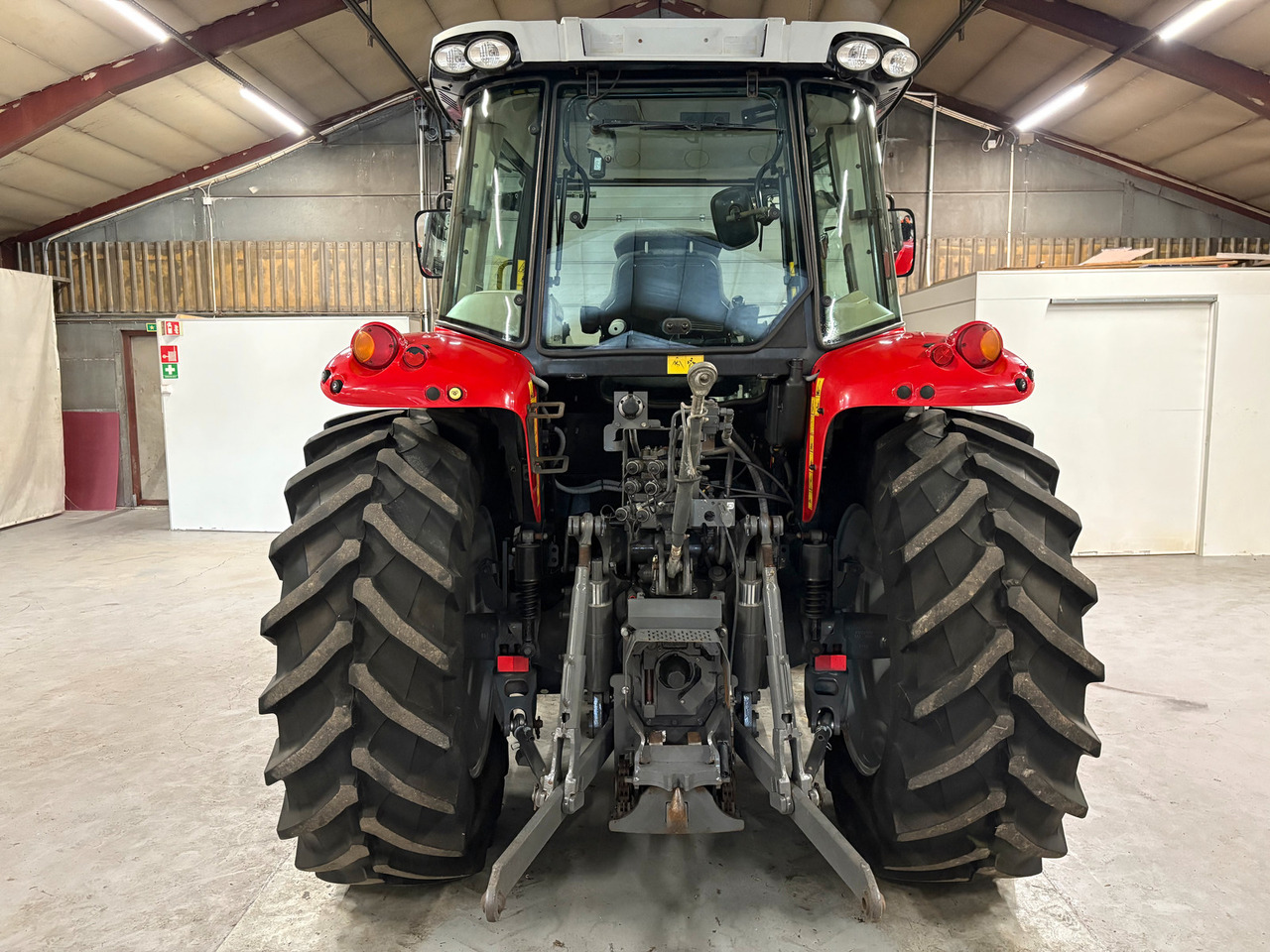 Massey Ferguson Massey Ferguson 5610 #Innbytte - Farm tractor: picture 4 Massey Ferguson Massey Ferguson 5610 #Innbytte - Farm tractor: picture 4