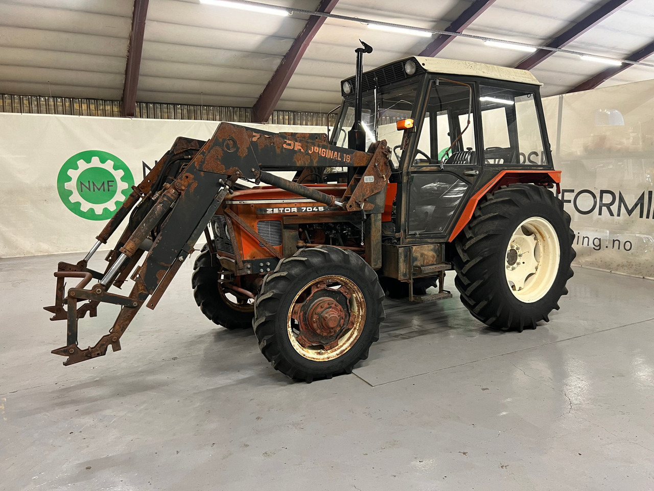 Zetor 7045 (Redusert moms) - Farm tractor: picture 2 Zetor 7045 (Redusert moms) - Farm tractor: picture 2