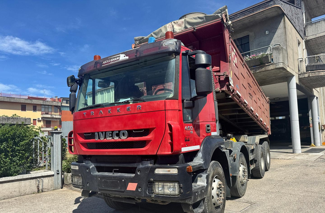 IVECO TRAKKER 450 RIBALTABILE 8X4 - Tipper: picture 1 IVECO TRAKKER 450 RIBALTABILE 8X4 - Tipper: picture 1