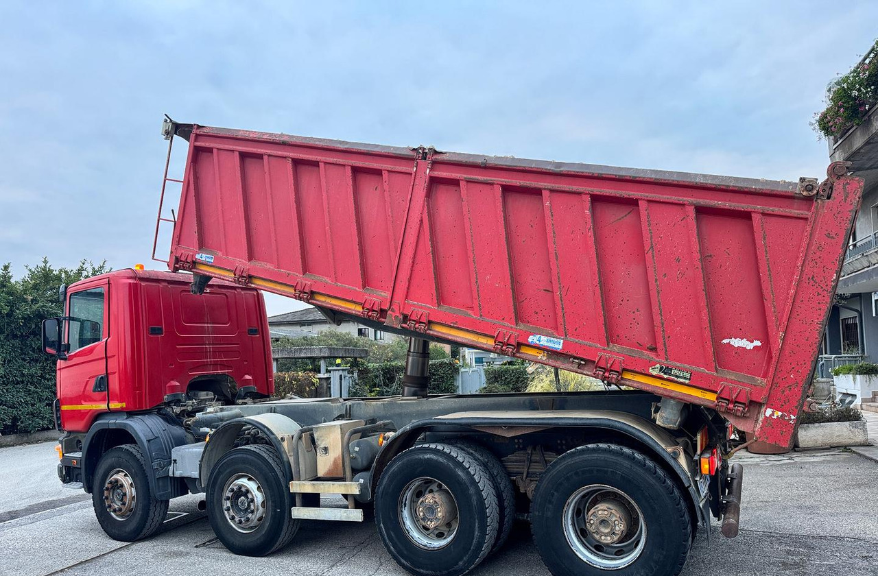 Scania R124/470 Ribaltabile 8X4 - Tipper: picture 2 Scania R124/470 Ribaltabile 8X4 - Tipper: picture 2