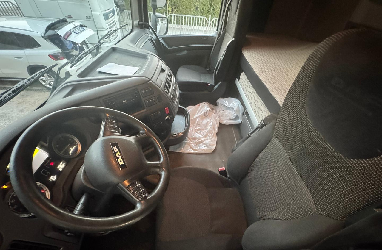 Daf XF 460 FT - euro 6 - 2017 - Tractor unit: picture 4 Daf XF 460 FT - euro 6 - 2017 - Tractor unit: picture 4