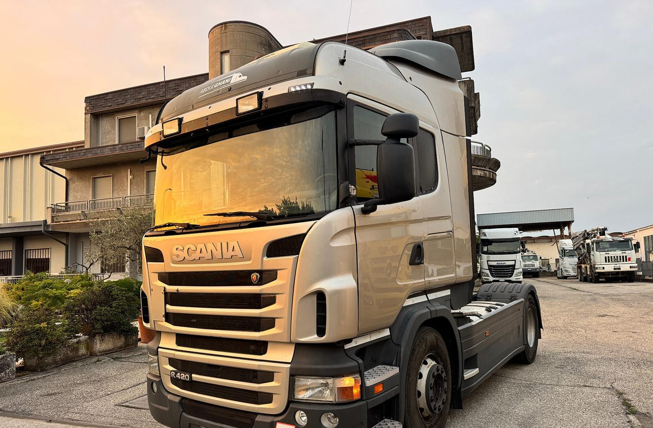 Trattore stradale Scania R420 - Euro 5 - 2011 - Tractor unit: picture 2 Trattore stradale Scania R420 - Euro 5 - 2011 - Tractor unit: picture 2