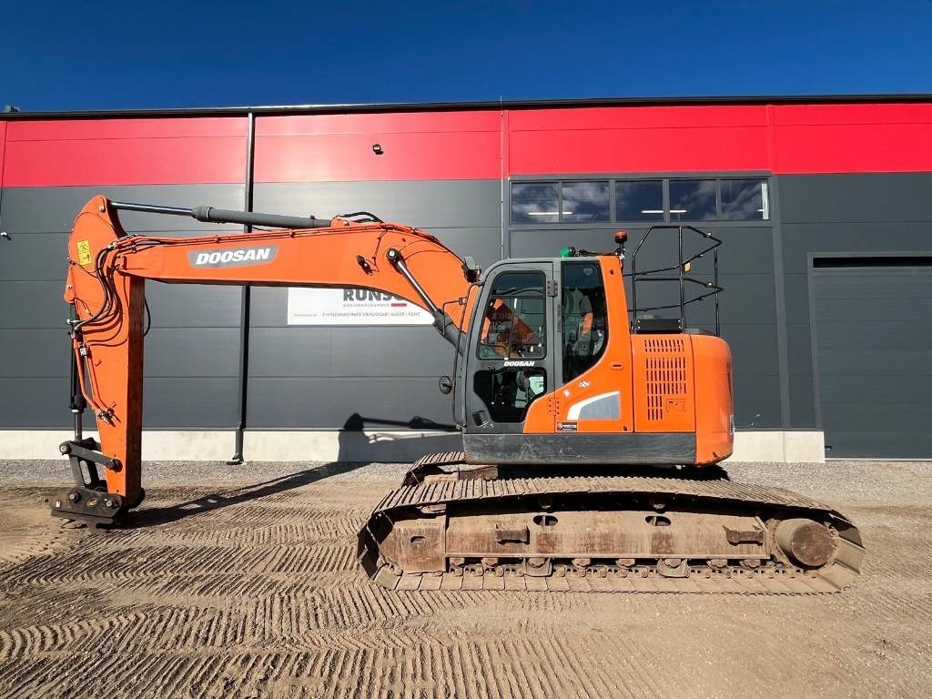 Doosan DX 235 LCR-5 - Crawler excavator: picture 1 Doosan DX 235 LCR-5 - Crawler excavator: picture 1
