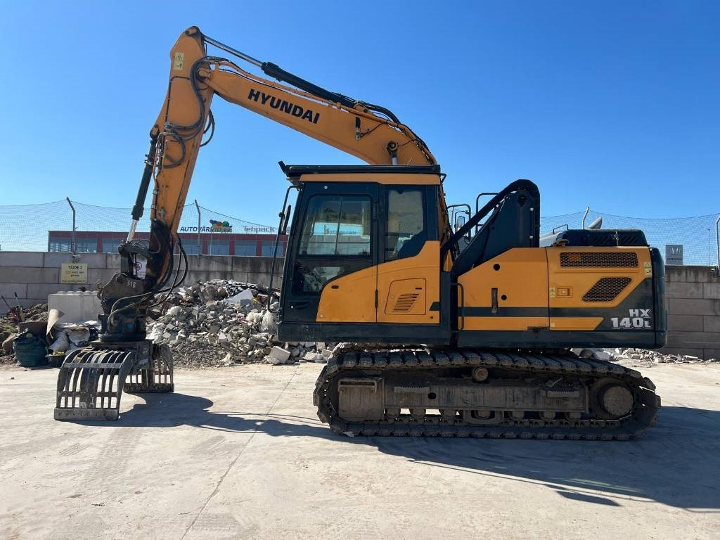 Hyundai HX 140 HRC - Crawler excavator: picture 3 Hyundai HX 140 HRC - Crawler excavator: picture 3