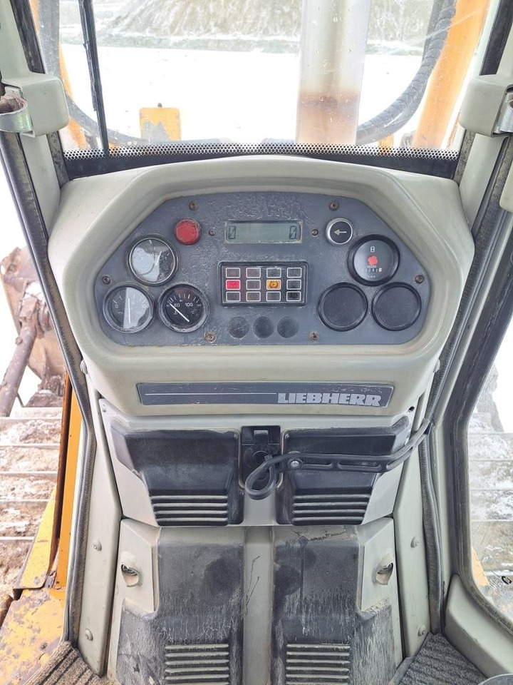 Bulldozer Liebherr PR 734 L: picture 15