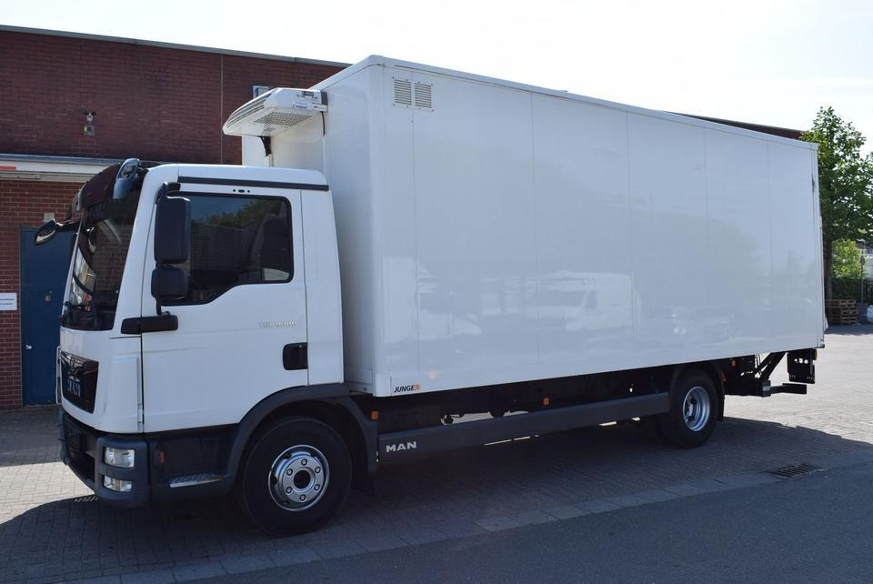 MAN TGL 8.180 Kühlkoffer 6,20mLBW 1000KG Klima - Refrigerator truck: picture 2 MAN TGL 8.180 Kühlkoffer 6,20mLBW 1000KG Klima - Refrigerator truck: picture 2