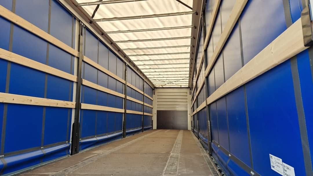 CIMC  - Curtainsider semi-trailer: picture 5 CIMC  - Curtainsider semi-trailer: picture 5