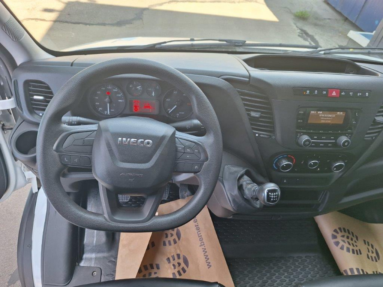 Tipper van IVECO Daily 35C16 tipper: picture 7