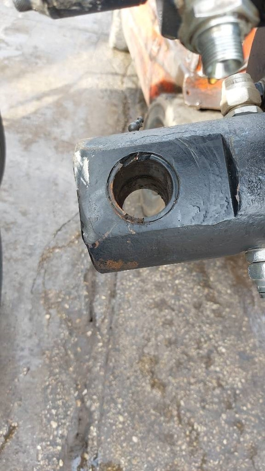 Rozzi RR550 - Grapple: picture 5 Rozzi RR550 - Grapple: picture 5