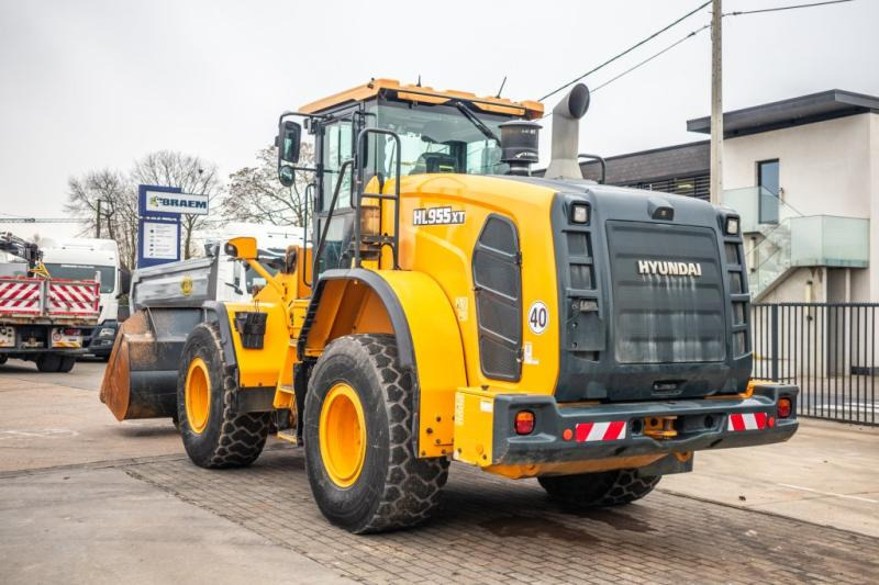 Hyundai HL955XT - Wheel loader: picture 4 Hyundai HL955XT - Wheel loader: picture 4