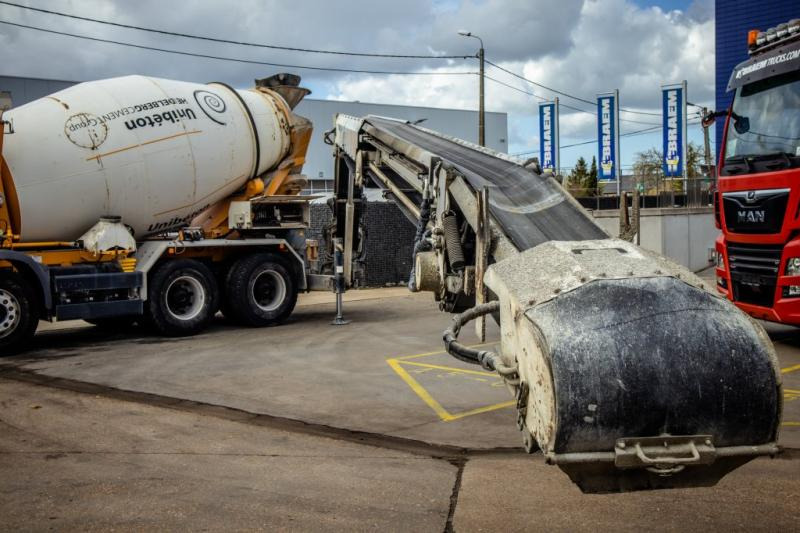 MAN TGS 32.400BB+LIEBHERR 8M³+BAND/TAPIS 16m - Concrete mixer truck: picture 5 MAN TGS 32.400BB+LIEBHERR 8M³+BAND/TAPIS 16m - Concrete mixer truck: picture 5