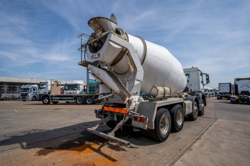 Mercedes AROCS 3240 BB+STETTER 9m3 / 4 pieces - Concrete mixer truck: picture 4 Mercedes AROCS 3240 BB+STETTER 9m3 / 4 pieces - Concrete mixer truck: picture 4