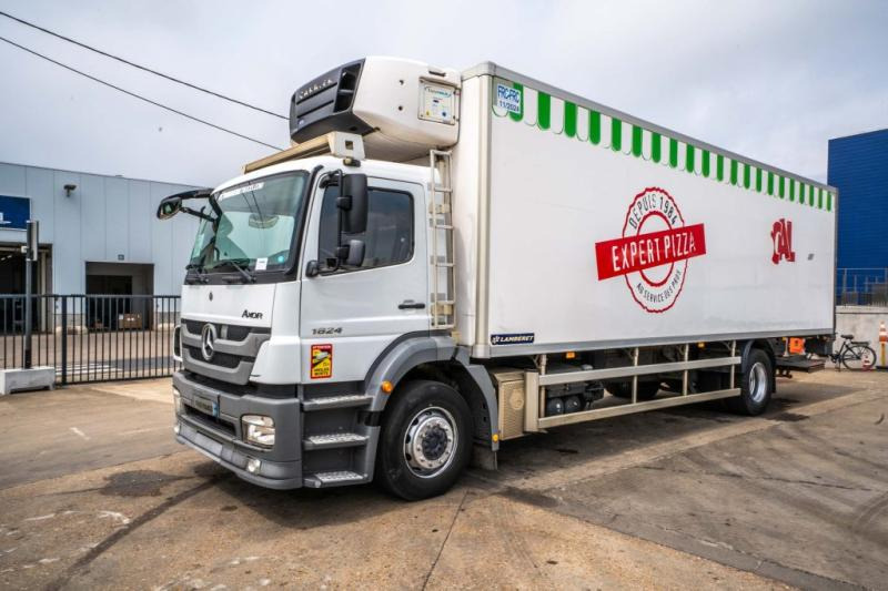 Mercedes AXOR 1824 +CARRIER SUPRA 950 Mt + HAYON - Refrigerator truck: picture 1 Mercedes AXOR 1824 +CARRIER SUPRA 950 Mt + HAYON - Refrigerator truck: picture 1