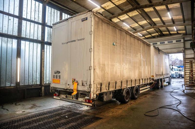 ROBUSTE-KAISER GRAND VOLUME+TOIT DECOUVRABLE - Curtainsider trailer: picture 3 ROBUSTE-KAISER GRAND VOLUME+TOIT DECOUVRABLE - Curtainsider trailer: picture 3