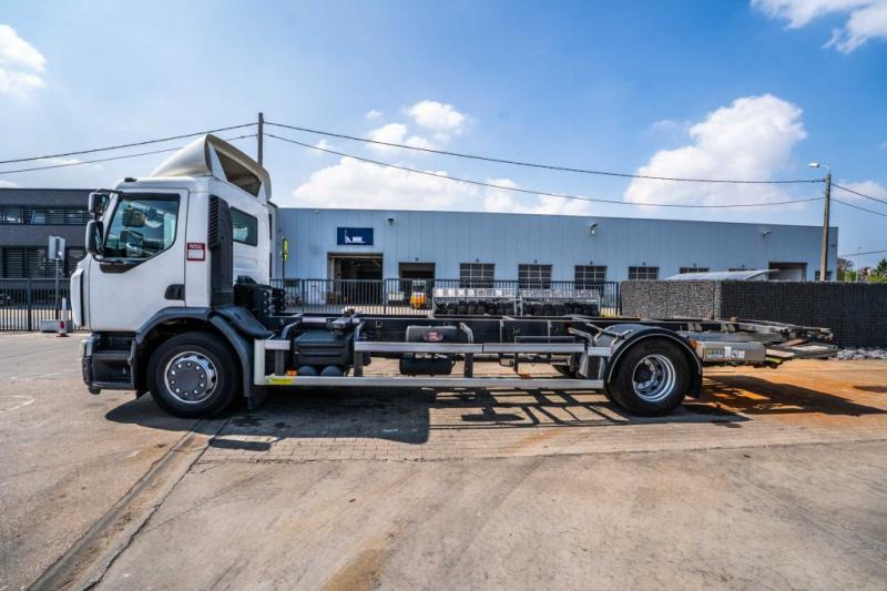 Renault D WIDE 380 DXI - Container transporter/ Swap body truck: picture 2 Renault D WIDE 380 DXI - Container transporter/ Swap body truck: picture 2