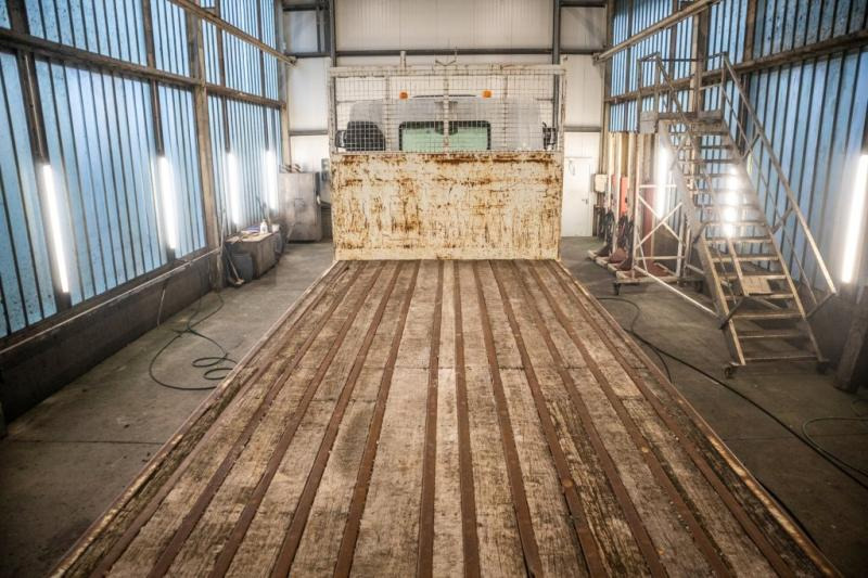 Dropside/ Flatbed truck, Crane truck Renault KERAX 380DXI-8x4+PK18TM/3EXT: picture 6