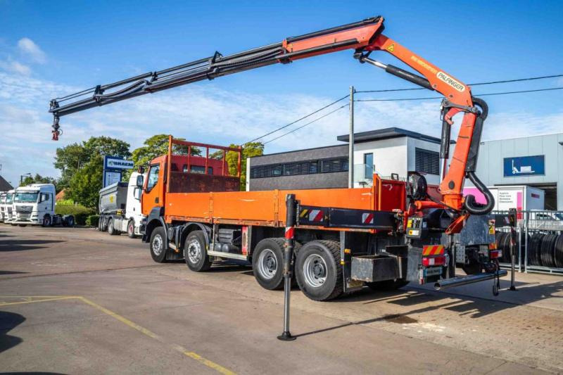 Renault KERAX 380DXI+E5+PK18TM/4EXT - Dropside/ Flatbed truck, Crane truck: picture 4 Renault KERAX 380DXI+E5+PK18TM/4EXT - Dropside/ Flatbed truck, Crane truck: picture 4