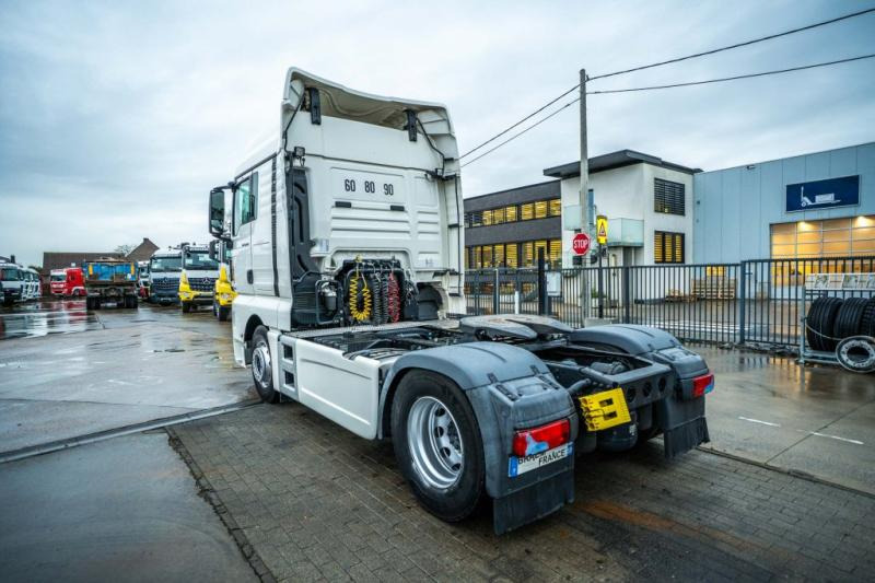 MAN TGX 18.470 XLX + INTARDER - Tractor unit: picture 4 MAN TGX 18.470 XLX + INTARDER - Tractor unit: picture 4