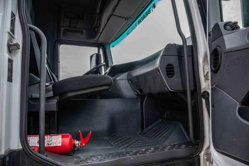 Tractor unit Mercedes ACTROS 1844 LS-MP3+E5+VOITH: picture 7