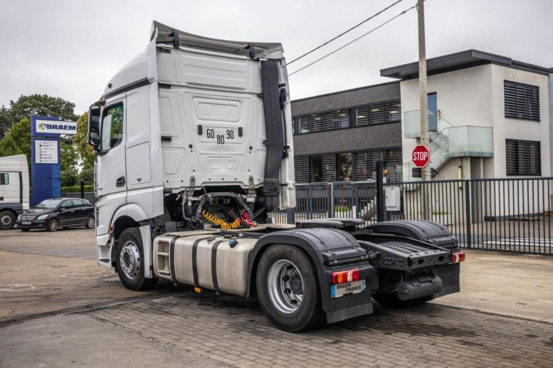 Mercedes ACTROS 1845 LS - Tractor unit: picture 4 Mercedes ACTROS 1845 LS - Tractor unit: picture 4