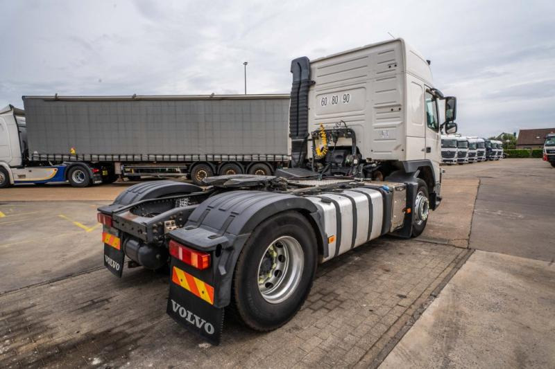 Volvo FM (FH) 460 GLOB +VOITH+KIPHYDR. - Tractor unit: picture 4 Volvo FM (FH) 460 GLOB +VOITH+KIPHYDR. - Tractor unit: picture 4