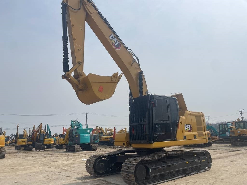 CAT 323GC  - Crawler excavator: picture 2 CAT 323GC  - Crawler excavator: picture 2