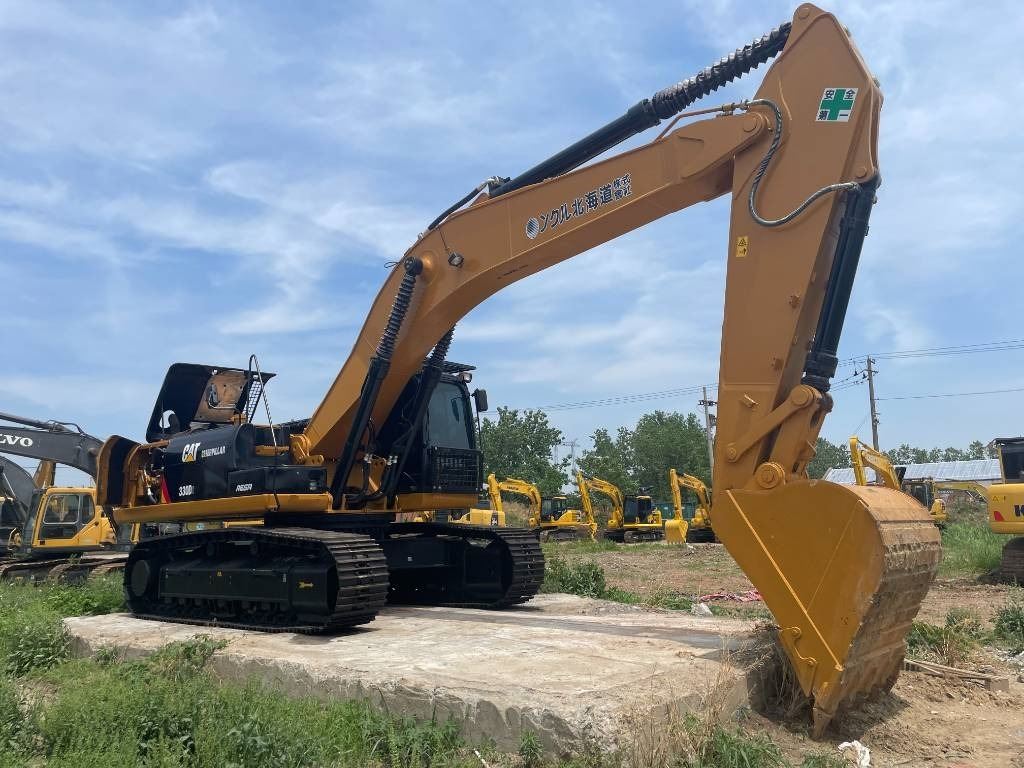 Crawler excavator CAT 330D2: picture 11