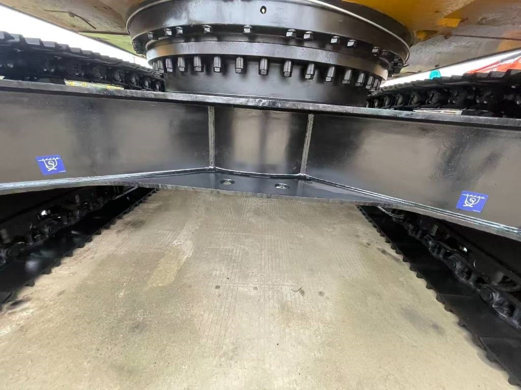 CAT 336GC - Crawler excavator: picture 4 CAT 336GC - Crawler excavator: picture 4