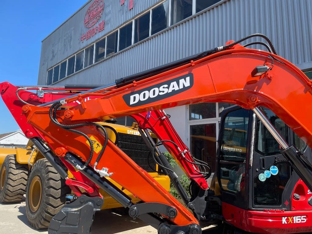 Mini excavator Doosan DX 60: picture 9