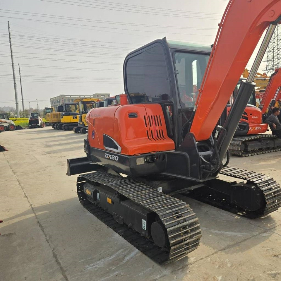 Doosan DX 60  - Mini excavator: picture 3 Doosan DX 60  - Mini excavator: picture 3