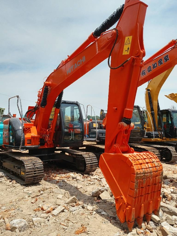 Hitachi ZX 135 U-5 - Crawler excavator: picture 1 Hitachi ZX 135 U-5 - Crawler excavator: picture 1