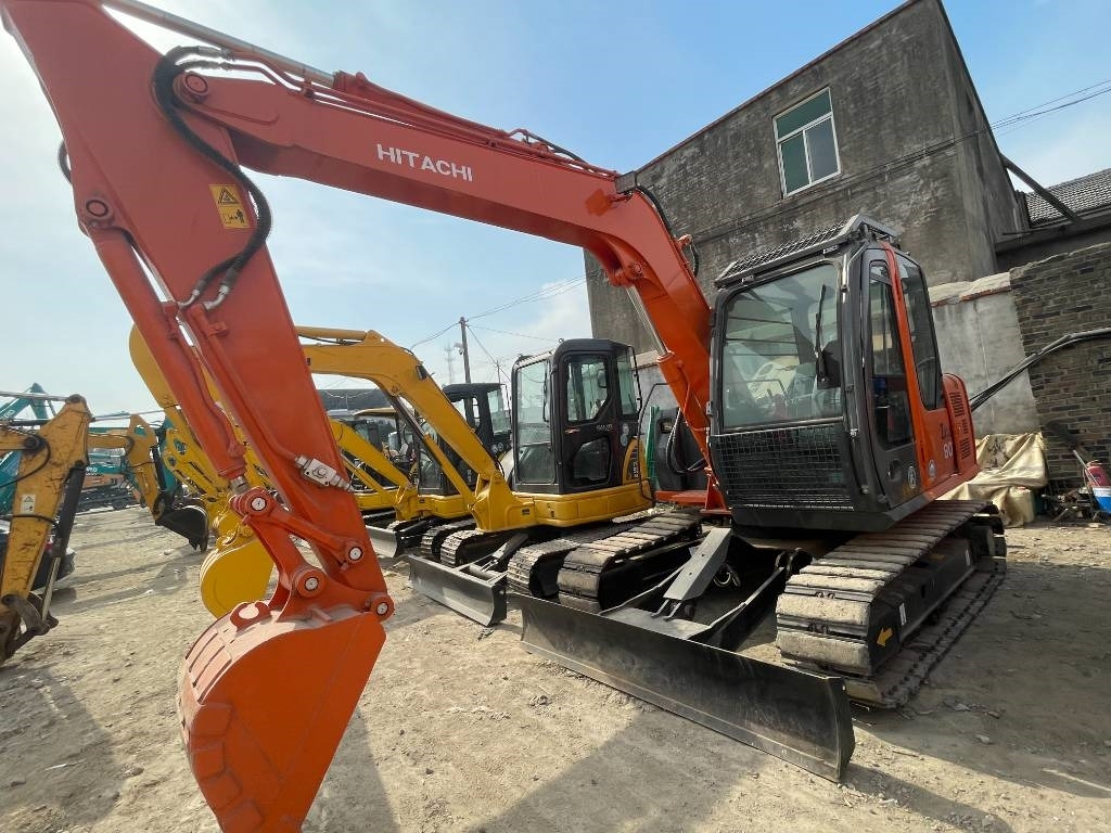 Hitachi ZX 80 - Crawler excavator: picture 2 Hitachi ZX 80 - Crawler excavator: picture 2