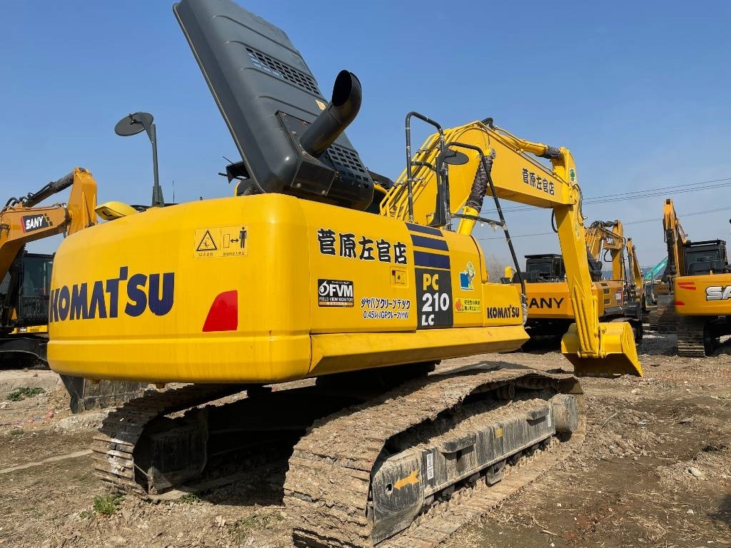 Crawler excavator Komatsu PC 210 LC: picture 1
