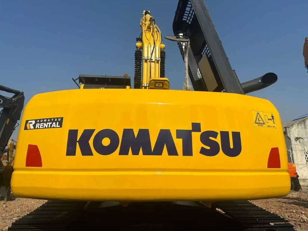 Komatsu PC 240  - Crawler excavator: picture 4 Komatsu PC 240  - Crawler excavator: picture 4