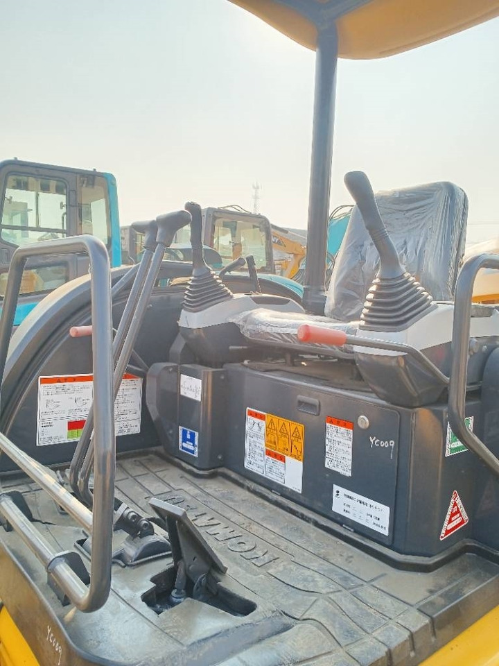 Komatsu PC 35  - Mini excavator: picture 4 Komatsu PC 35  - Mini excavator: picture 4