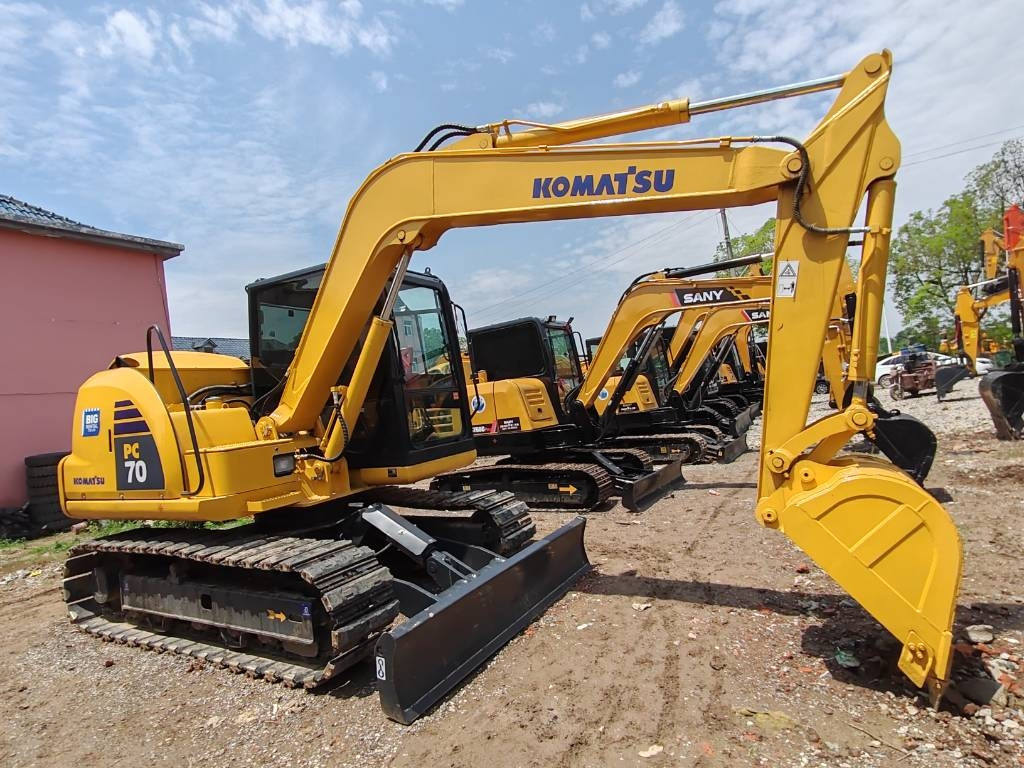 Komatsu PC 70 - Crawler excavator: picture 1 Komatsu PC 70 - Crawler excavator: picture 1