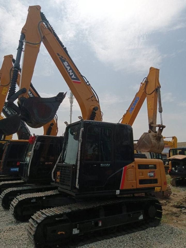 Sany 135  - Crawler excavator: picture 2 Sany 135  - Crawler excavator: picture 2