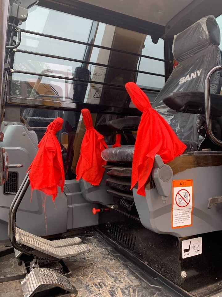 Sany 75 - Crawler excavator: picture 3 Sany 75 - Crawler excavator: picture 3