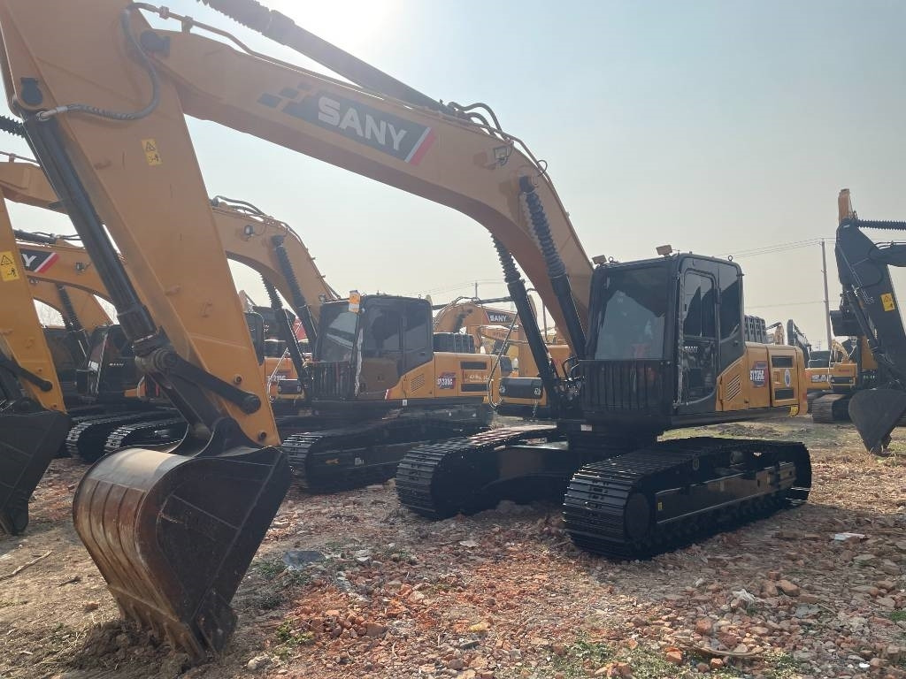 Sany SY 235 H - Crawler excavator: picture 5 Sany SY 235 H - Crawler excavator: picture 5