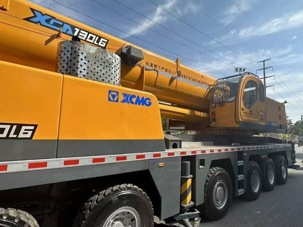 XCMG 130K - All terrain crane: picture 4 XCMG 130K - All terrain crane: picture 4