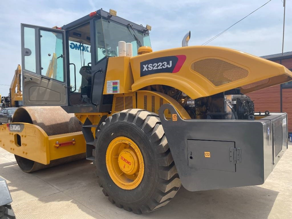 XCMG XS 223 J - Compactor: picture 1 XCMG XS 223 J - Compactor: picture 1
