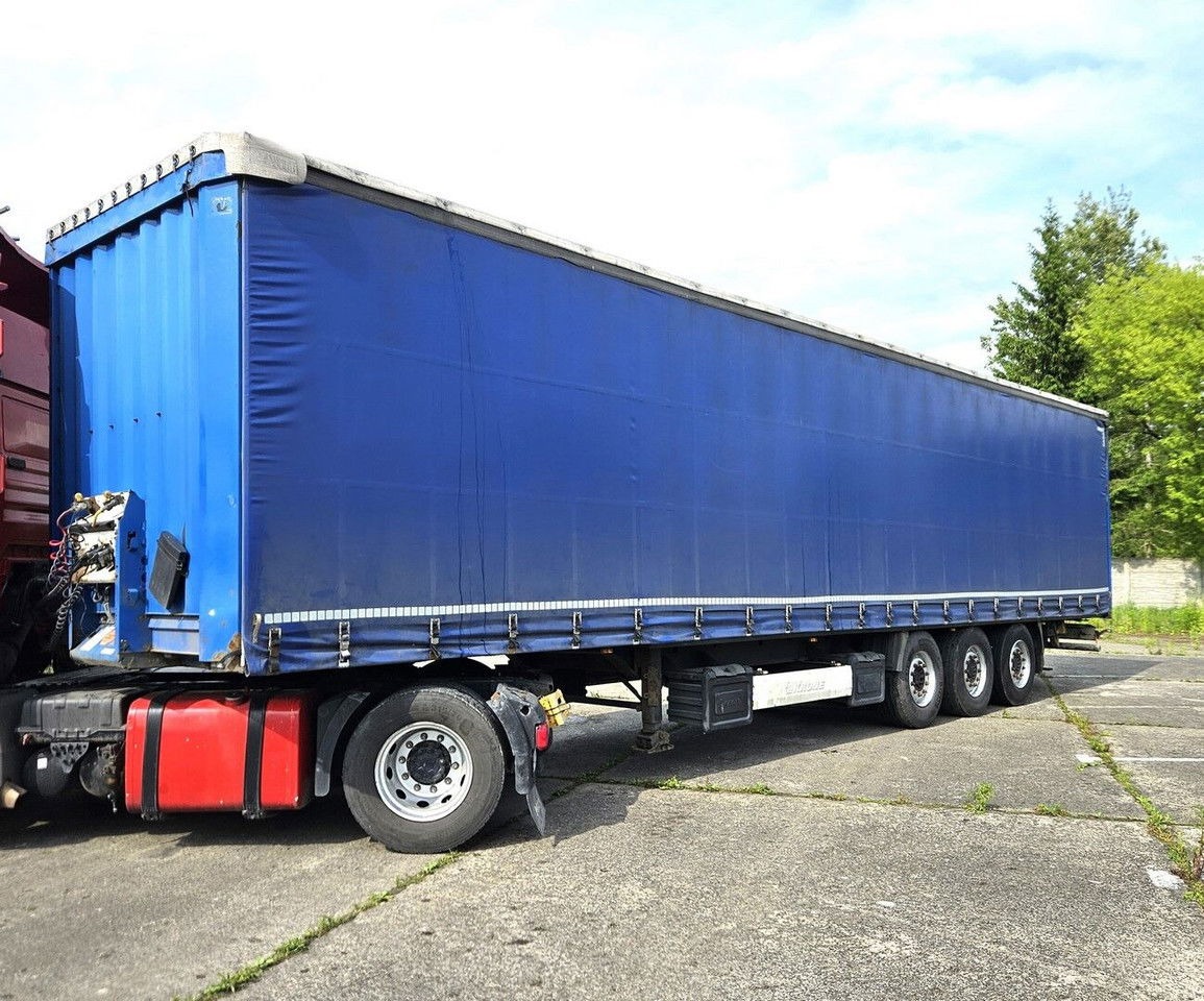 Krone SD - Axles SAF - Curtainsider semi-trailer: picture 1 Krone SD - Axles SAF - Curtainsider semi-trailer: picture 1