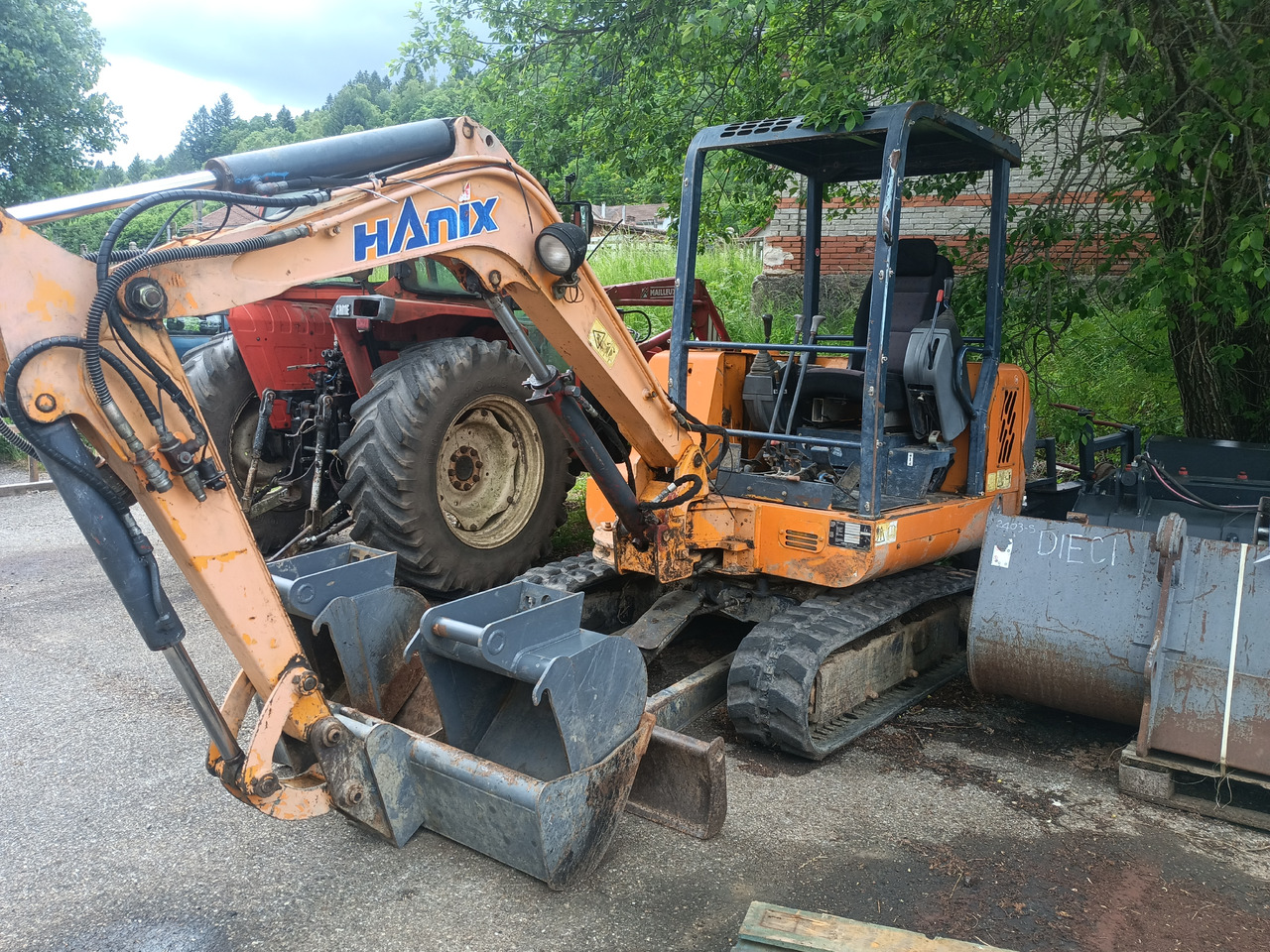 Hanix H26B - Mini excavator: picture 2 Hanix H26B - Mini excavator: picture 2