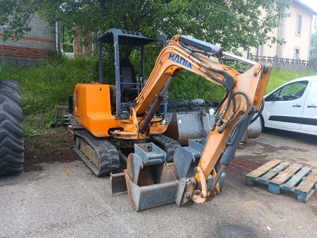Hanix H26B - Mini excavator: picture 1 Hanix H26B - Mini excavator: picture 1