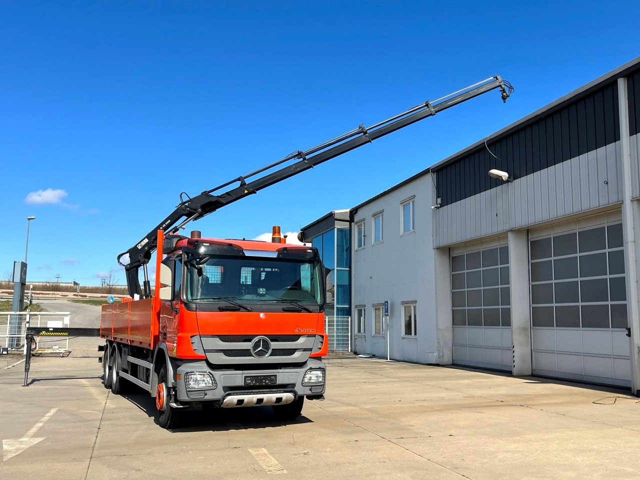Mercedes truck Actros, Haib 166, 2636 - Dropside/ Flatbed truck, Crane truck: picture 1 Mercedes truck Actros, Haib 166, 2636 - Dropside/ Flatbed truck, Crane truck: picture 1
