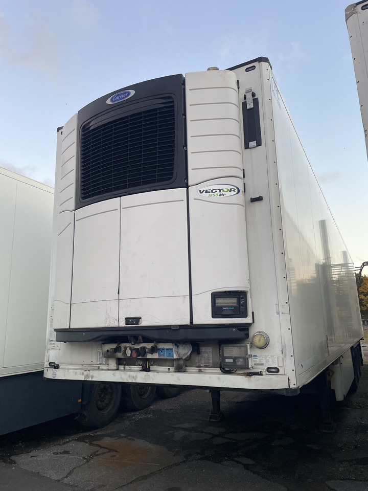 SCHMITZ SKO24 with meat hooks and 2 zone freezer - Refrigerator semi-trailer: picture 2 SCHMITZ SKO24 with meat hooks and 2 zone freezer - Refrigerator semi-trailer: picture 2