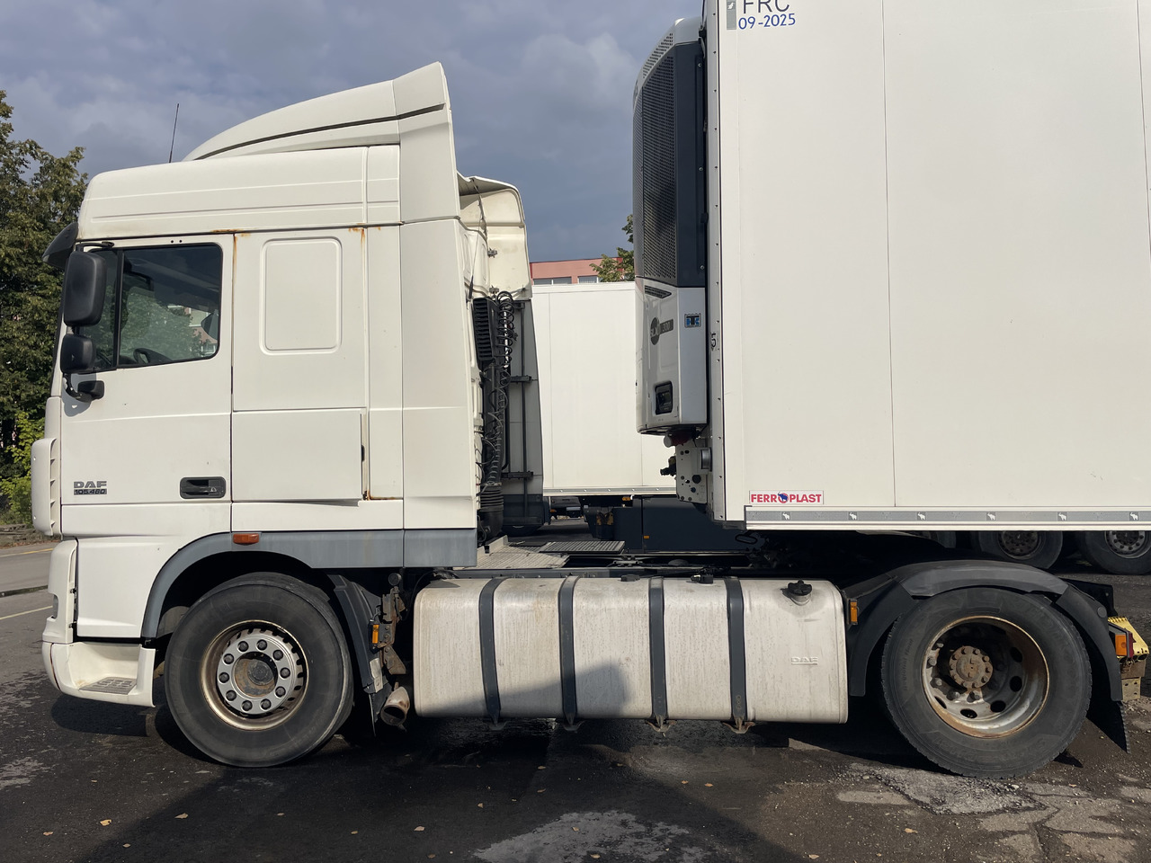 Tractor unit DAF XF105.460 Euro 5 manual gearbox: picture 10